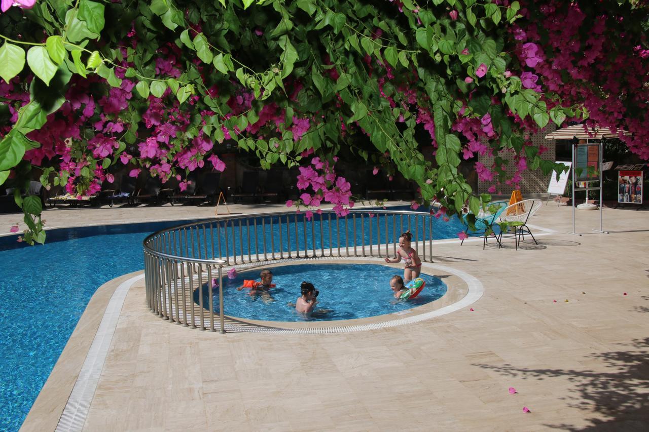 Erkaptan Apart Aparthotel Alanya Exteriör bild