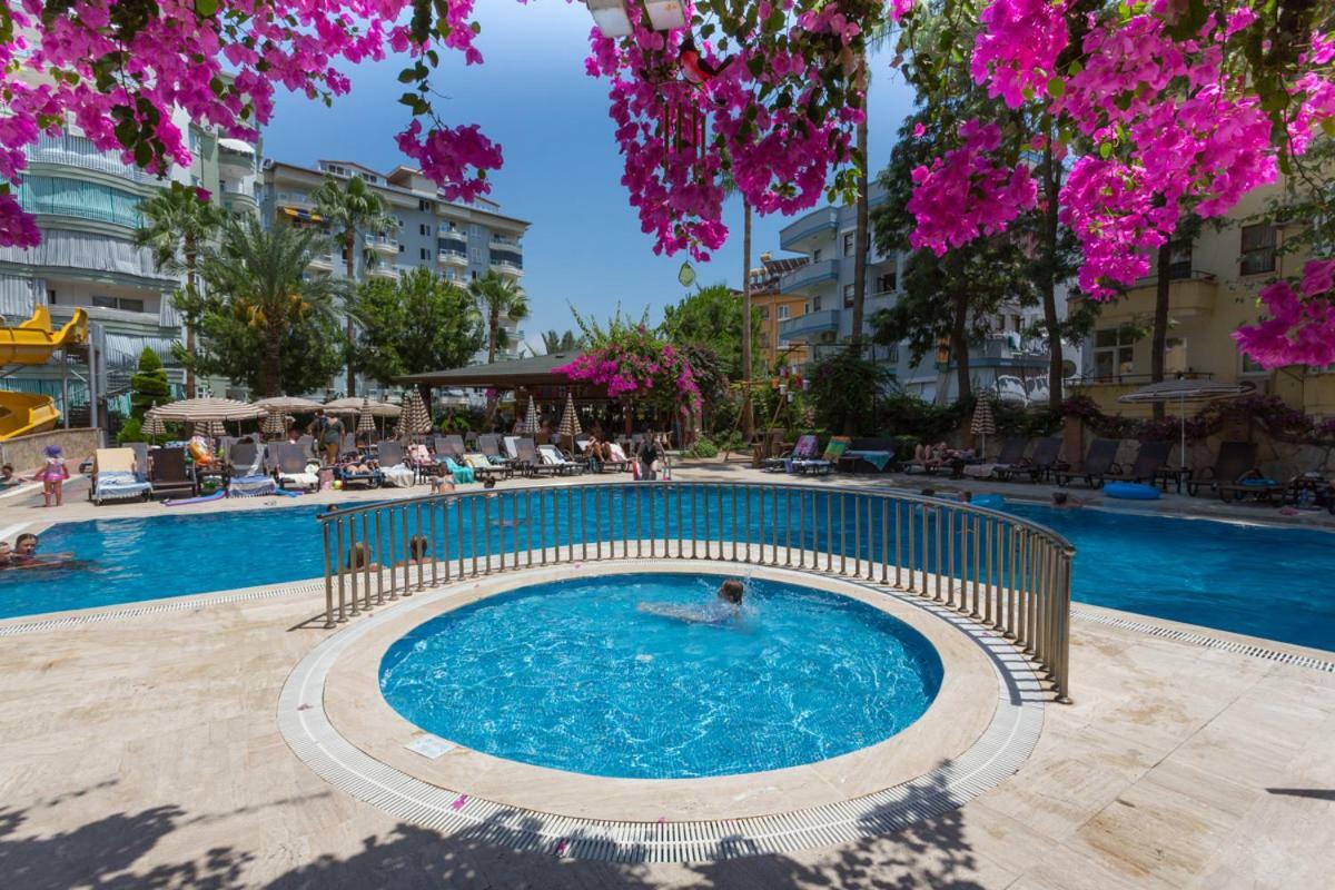 Erkaptan Apart Aparthotel Alanya Exteriör bild
